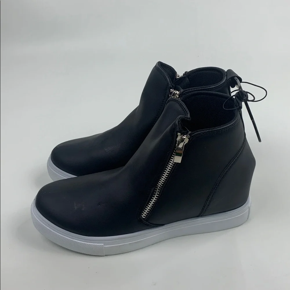 Blue Suede Shoes blue black